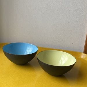Vintage MCM Krenit set of two enamel bowls